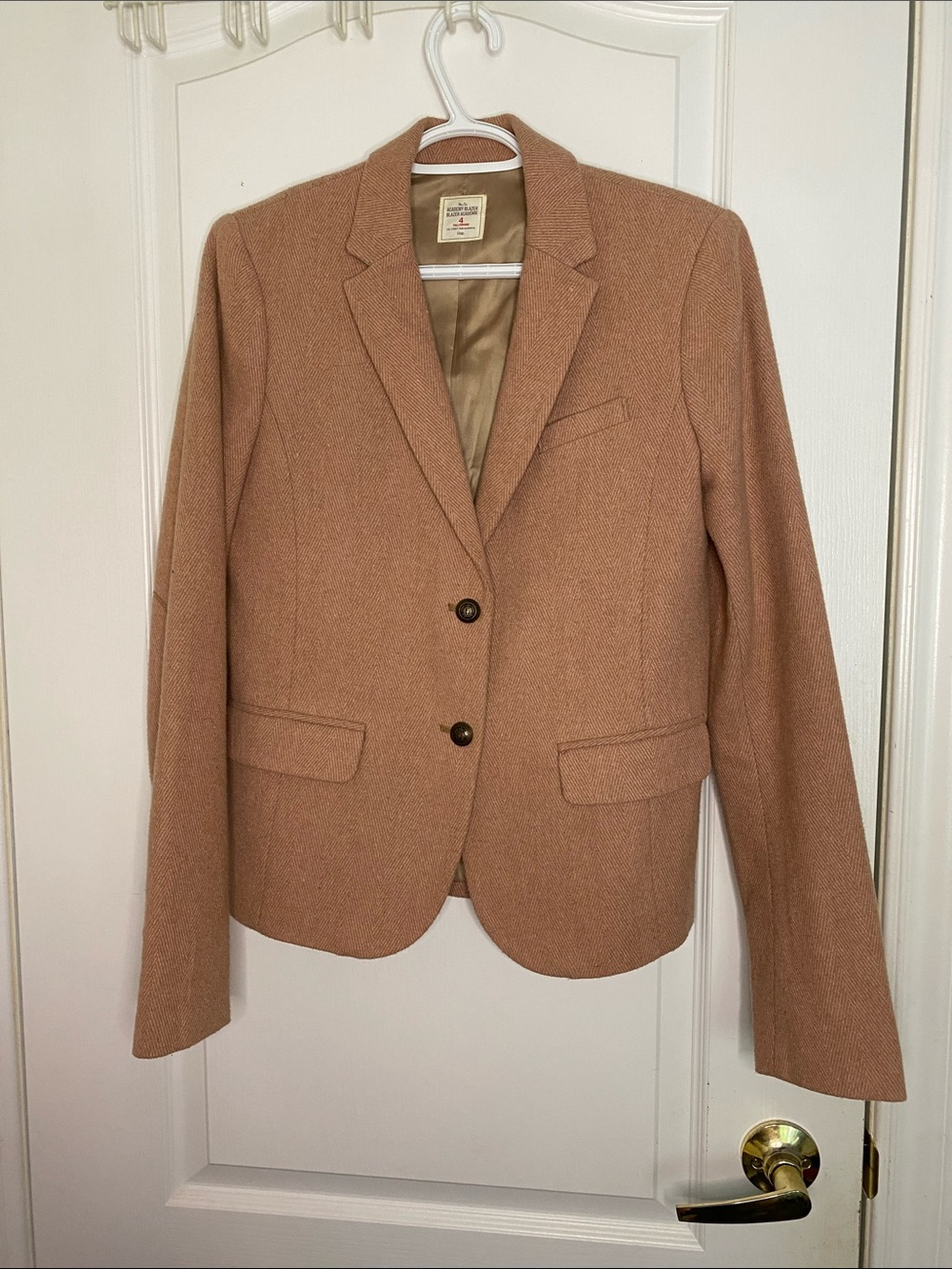 Tailored Women's Blazer in Camel Brown